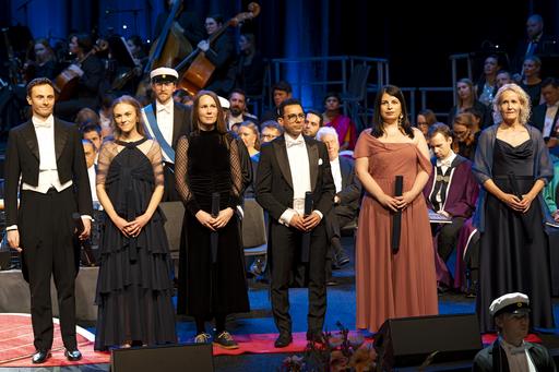 Doktorspromotion, nya doktorer på scenen 2024
